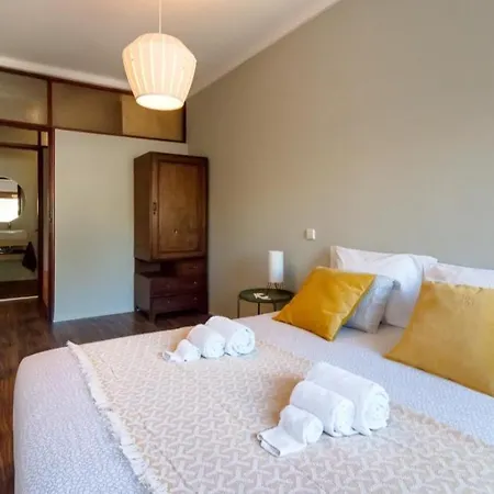 Trindade Central Duplex * Porto